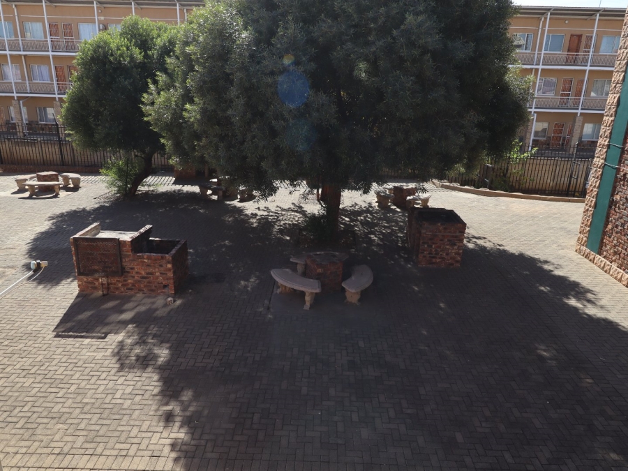 1 Bedroom Property for Sale in Willows Free State